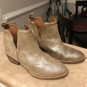 Diba True Womens Booties